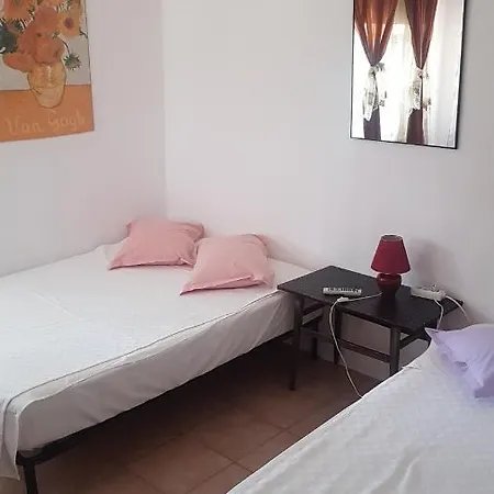 Casa Ambrozia Guest house