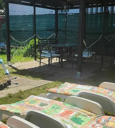 Casa Ambrozia Guest house *