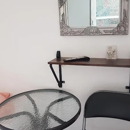 بيت ضيافة Casa Ambrozia *